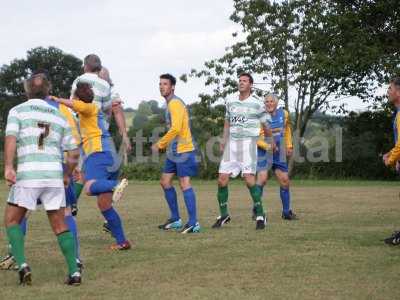 Chinnock v YTFC Legends 08-08-17717