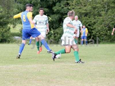 Chinnock v YTFC Legends 08-08-17735