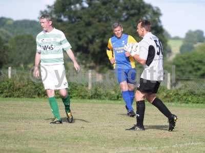 Chinnock v YTFC Legends 08-08-17704