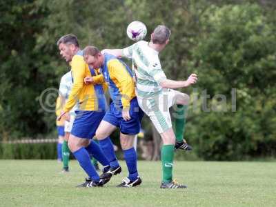 Chinnock v YTFC Legends 08-08-17740