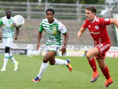 1356587_Yeovil_Town_120817ppauk0038