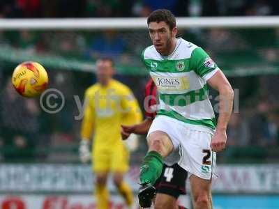 Yeovil Town v Oxford United 281215