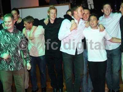 lads celebrate at west 4.jpg