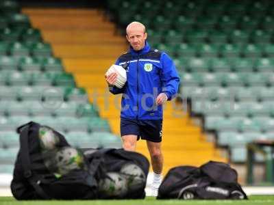 Yeovil Town v Queens Park Rangers 110815