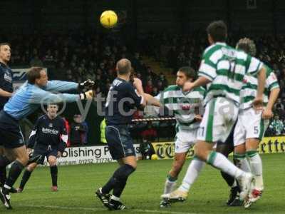 20041121 - goalmouth v Southend Home 061.jpg