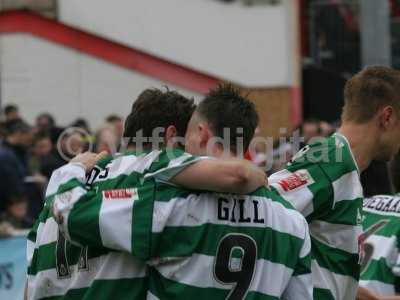 20041204 - players celebrate jevo goal v histon4.jpg