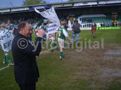 - gaffer celebrates.jpg