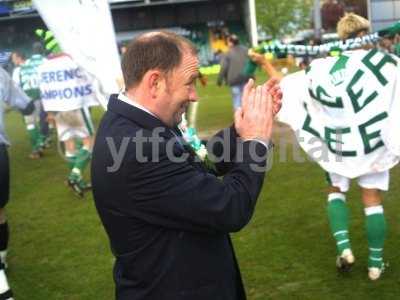 - gaffer celebrates1.jpg