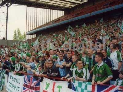 - 20020512-crowd1.jpg