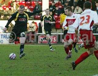 v walsall away 472web.jpg