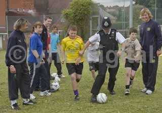 20080703 - YTFC_POLICE_FOOTBALL_001x320.jpg