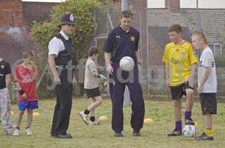 20080703 - YTFC_POLICE_FOOTBALL_004x320.jpg